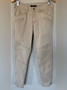 5.11 Tactical Women’s Tan Pants | Size 8 | Cargo Pockets | Outdoor Utility